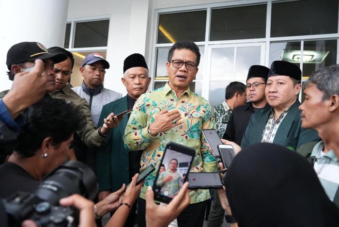 Bupati Kang DS Sebut 5,2 Juta Bibit Biji-bijian Buah-buahan dan Pohon Tegakan Siap Ditebar 