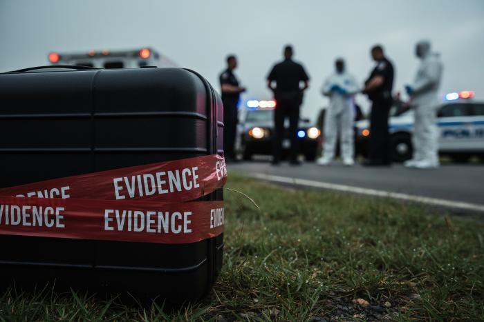 Membedah Kekuasaan dan Ideologi Gender dalam Masyarakat melalui Perspektif Feminis