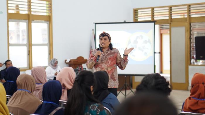 Sosialisasi Program MBG di Desa Karangrejo, Anggota DPR RI Tekankan Pemerataan Gizi untuk Masa Depan Anak