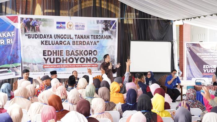 Giliran Warga Desa Sukowetan Trenggalek yang Mendapat Sosialisasi Program Makan Bergizi Gratis